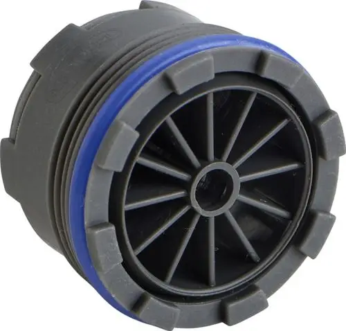 Strahlregler mit geöffneter Mehrfach-Lamellenstruktur in Schwarz und Blau, gefertigt von Ideal Standard, für die Regulierung des Wasserstrahls entwickelt.